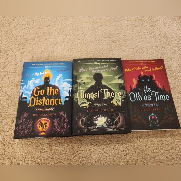 Disney Book Lot Of 3 Twisted Tales Hercules Tiana Beauty And The Beast Belle - Picture 1 of 2